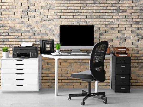 Jak urządzić nowe biuro: Znaczenie posiadania dobrze zorganizowanej, skoncentrowanej przestrzeni
